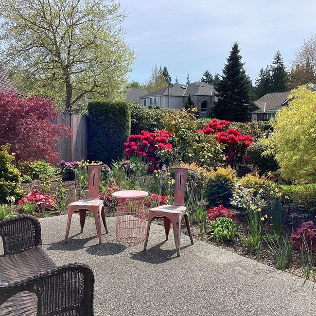Building Photo - Charming Mukilteo Rambler in Fair Harbor