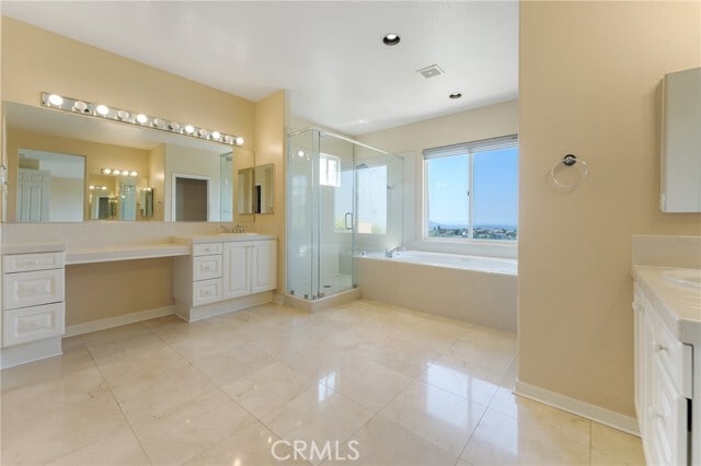 Building Photo - 2528 N San Miguel Dr