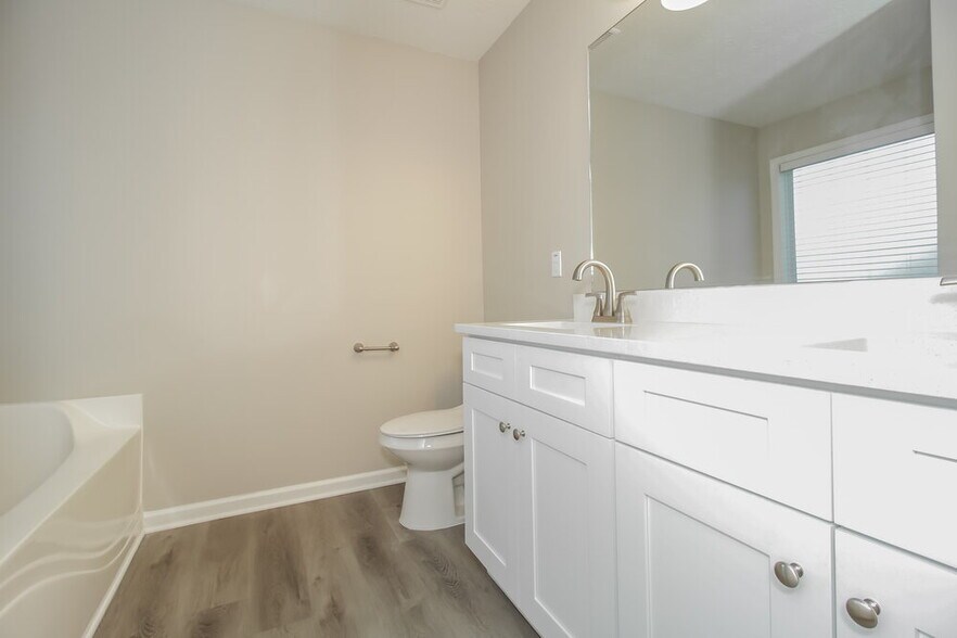 Building Photo - 100 Klintfield Trail