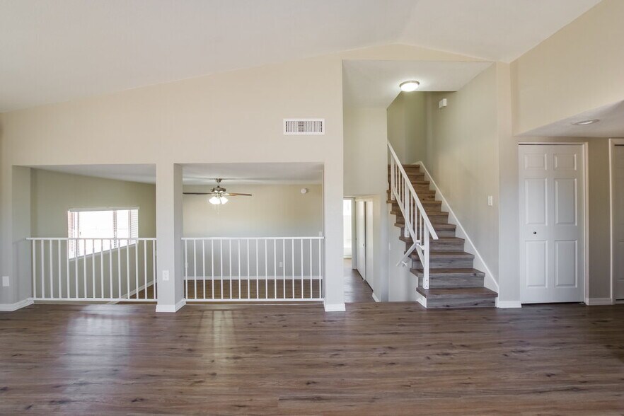 Building Photo - 4725 W Wescott Dr