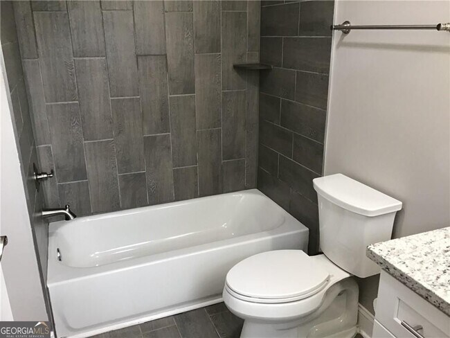 Building Photo - 6184 Geiger St NW