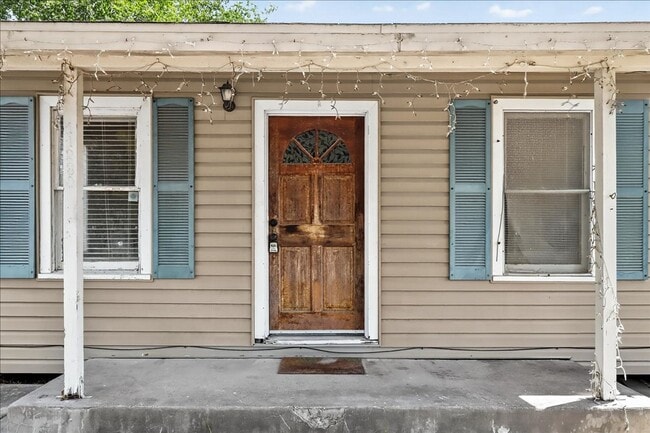 Building Photo - 11230 Blades- 3bed/1bath $1,195/month