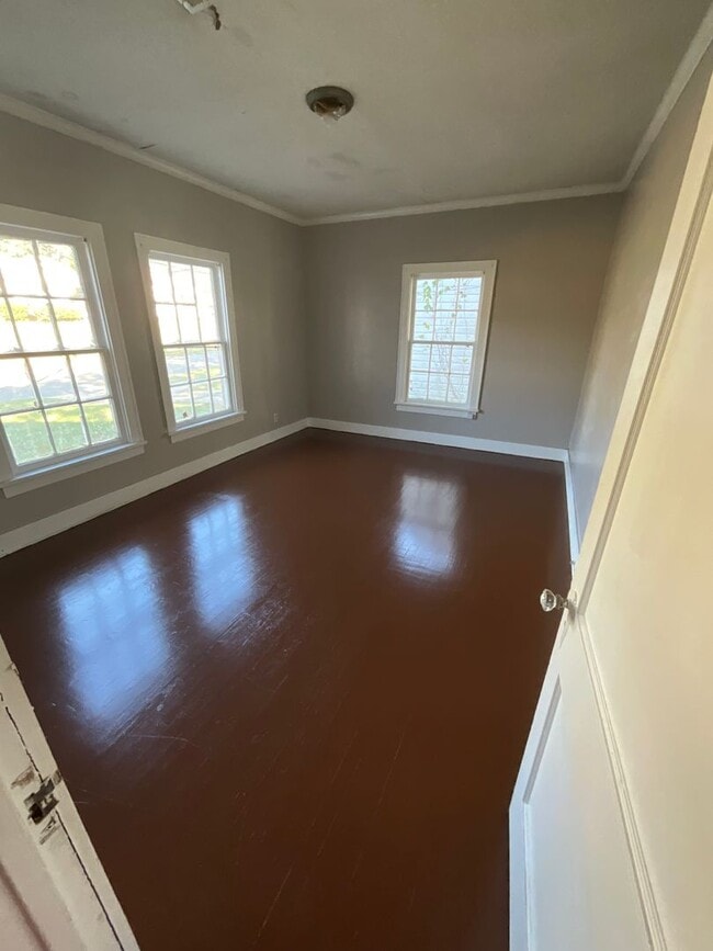 Building Photo - 3453 Penick St