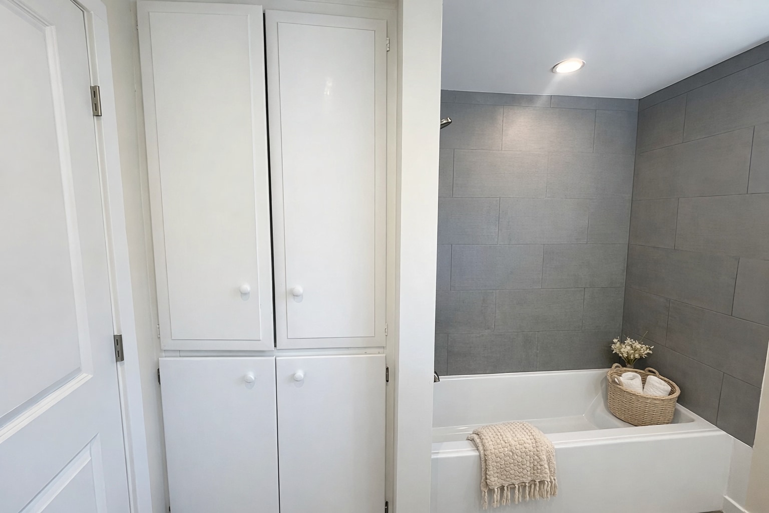 Building Photo - 1302 Amethyst St