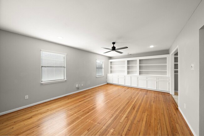 Building Photo - 3818 Southmore Blvd