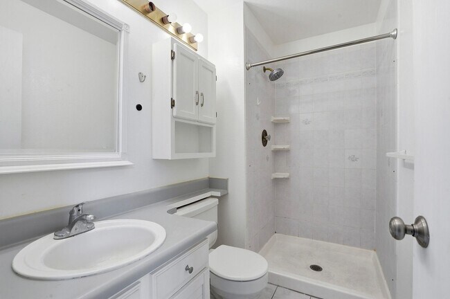 Building Photo - 3304 W 127th Ave