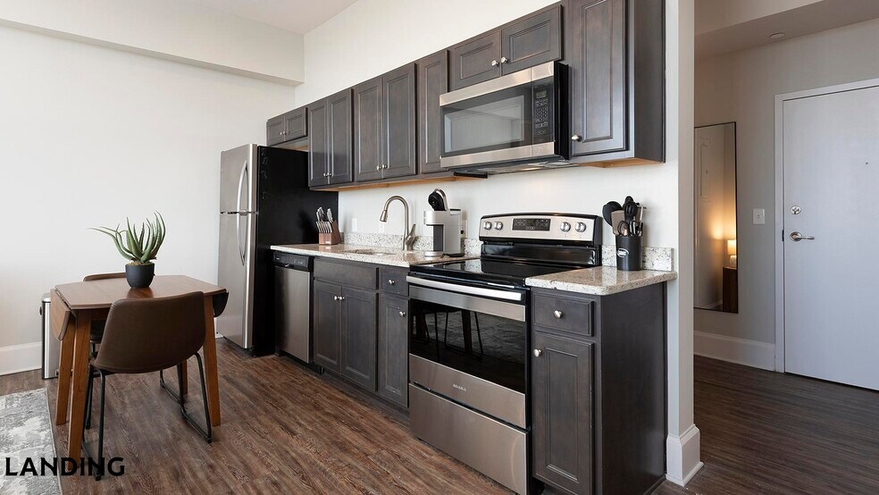 Building Photo - 187 N Church St