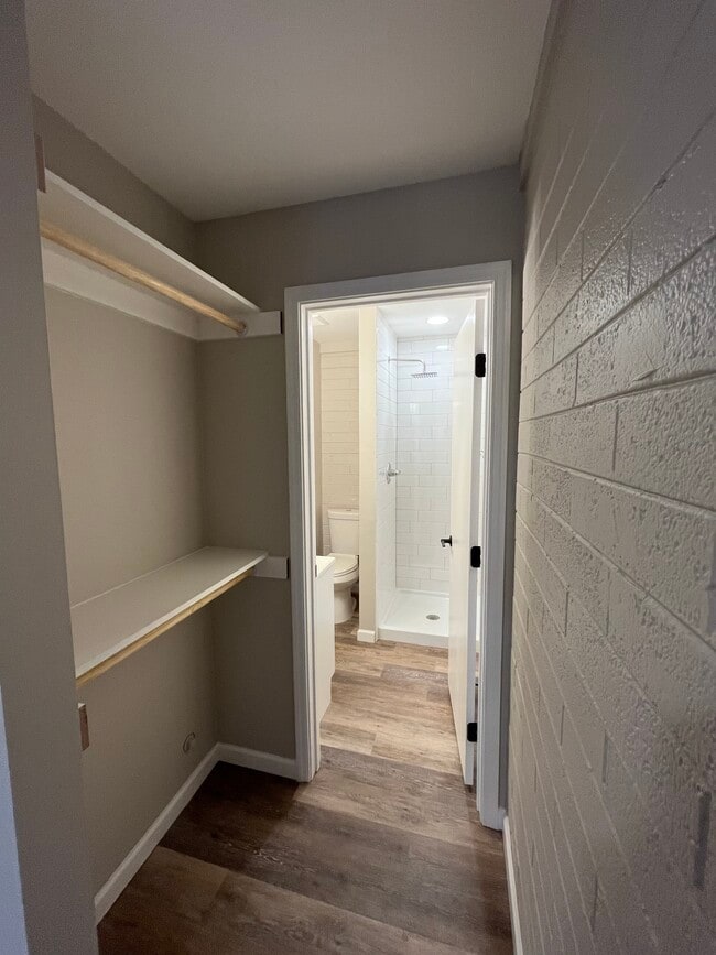 Building Photo - The Catalina