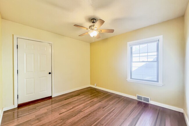 Building Photo - Monroe Park