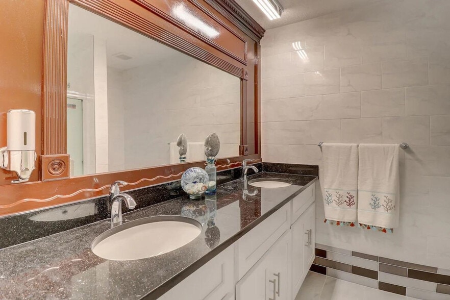 Building Photo - 400 William Hilton Pkwy