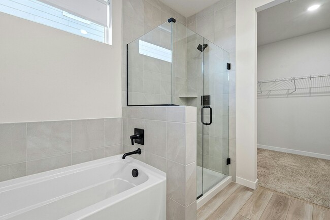 Building Photo - 5970 Thornhill Ave SW