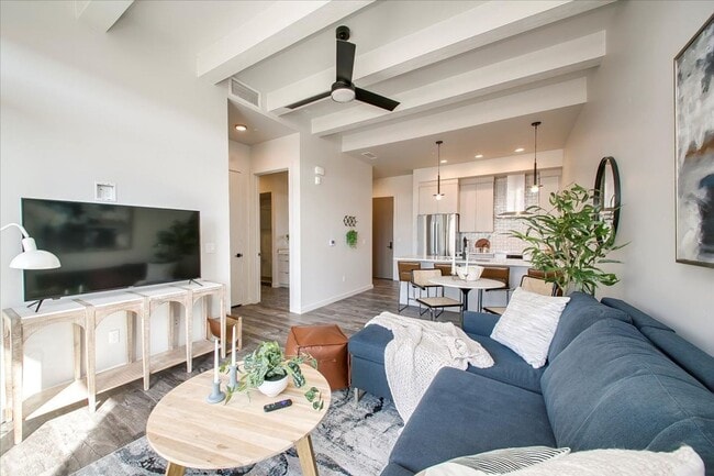 Building Photo - Absolutely! This home offers the perfect blend of luxury, convenience, and comfort.