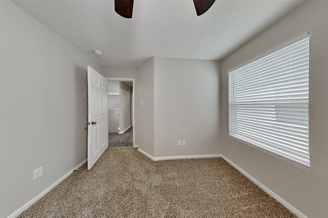 Building Photo - 3027 Zephyr Glen Way