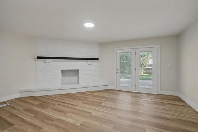 Building Photo - 7882 Lockport Blvd