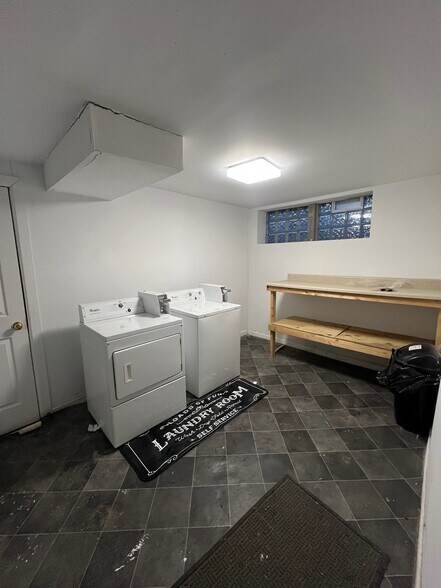 Building Photo - 229 Ashworth Pl