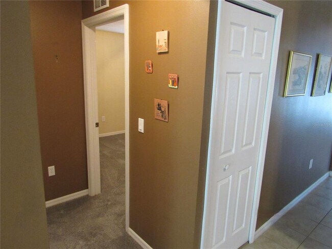 Building Photo - 310 White Ibis Ln