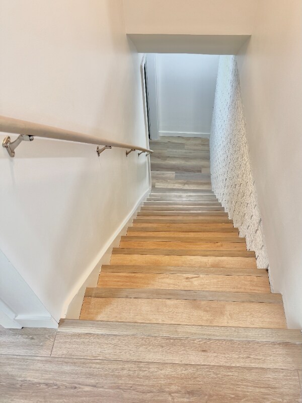 Building Photo - 6386-6386 Shelton Ct