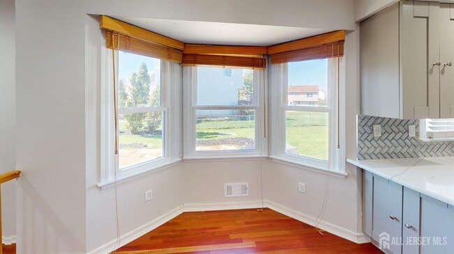 Building Photo - 77 Princess Dr