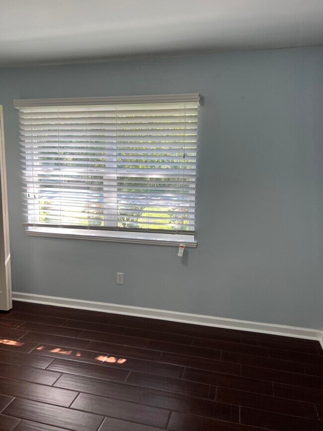 Building Photo - 16 Mariners Ln