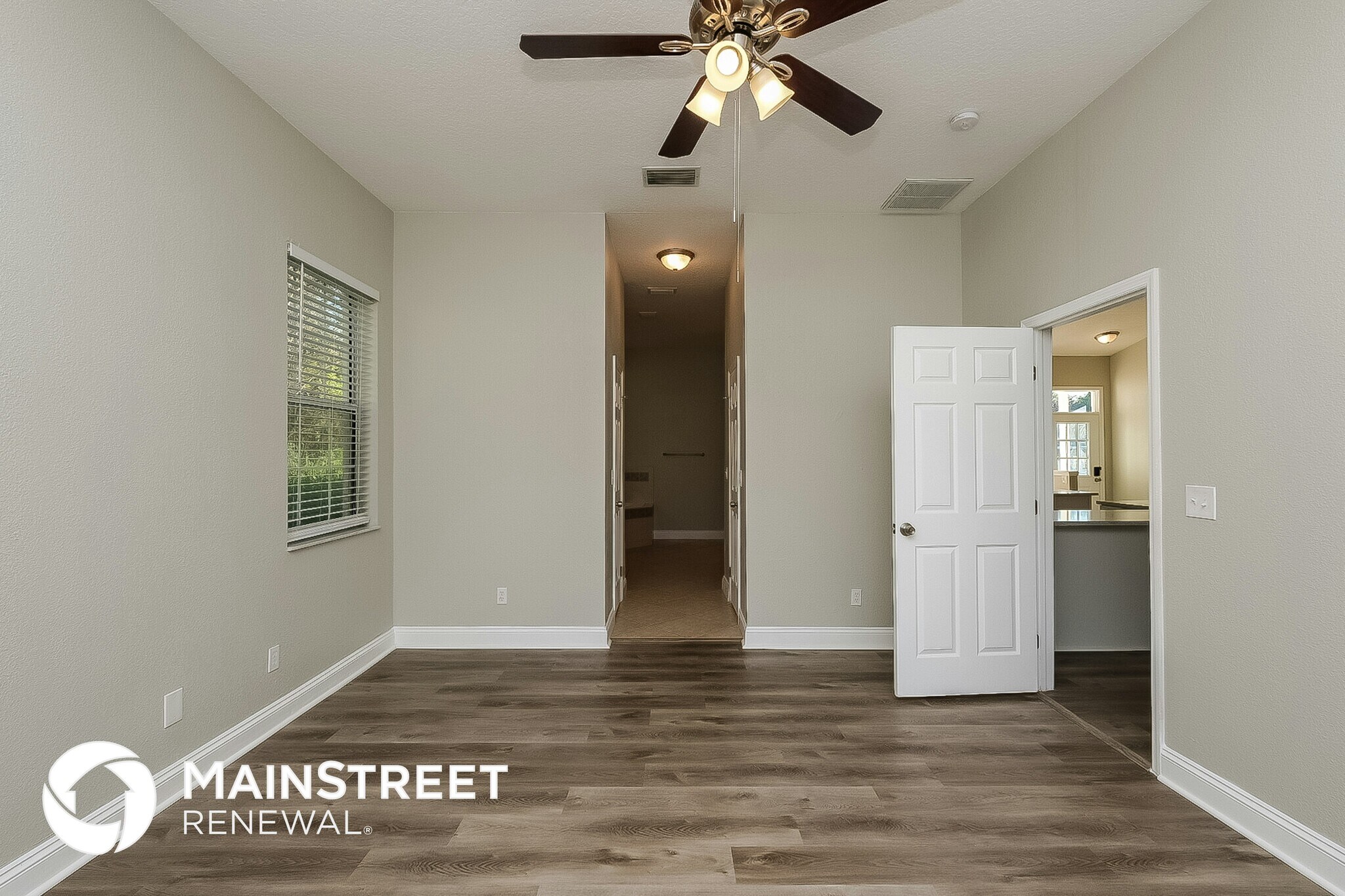 Building Photo - 3300 Hickman Ave