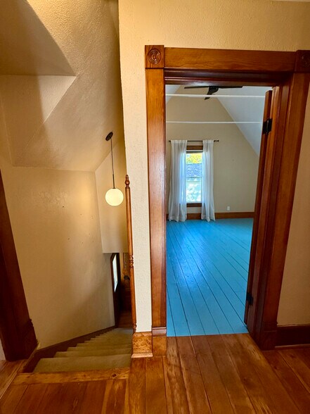 Building Photo - 124 Highland St