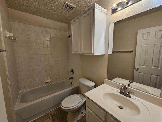 Building Photo - 212 Enchanted Ct