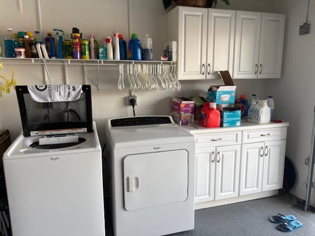 Building Photo - 5582 Royal Lake Cir