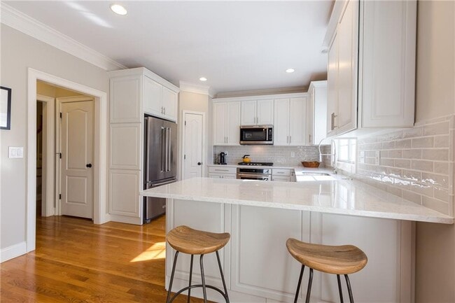Building Photo - 2556 Oglethorpe Cir NE