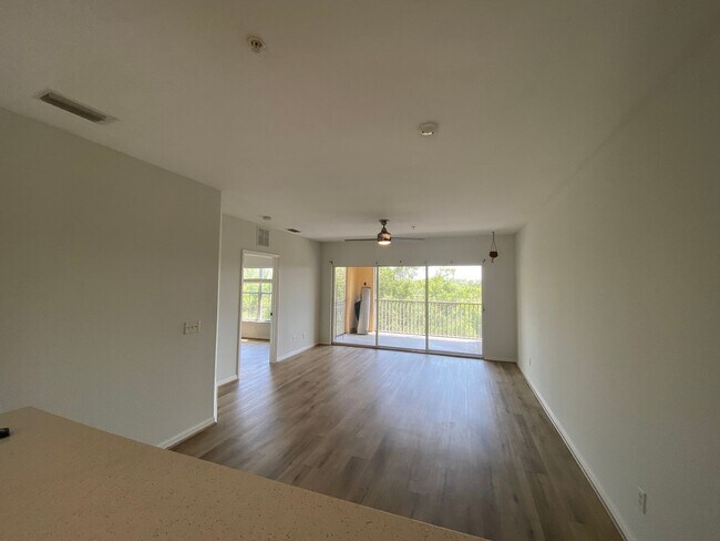 Building Photo - 2081 Willow Hammock Cir