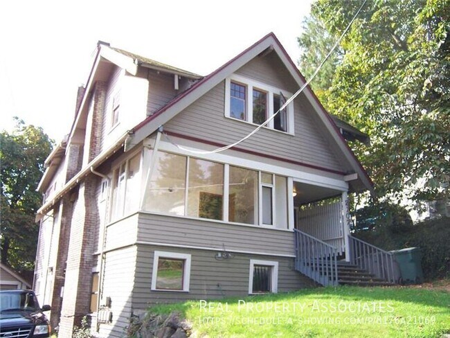Primary Photo - 2107 NE 54th St