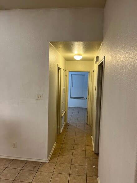 Building Photo - 314 Jeff Gordon Dr