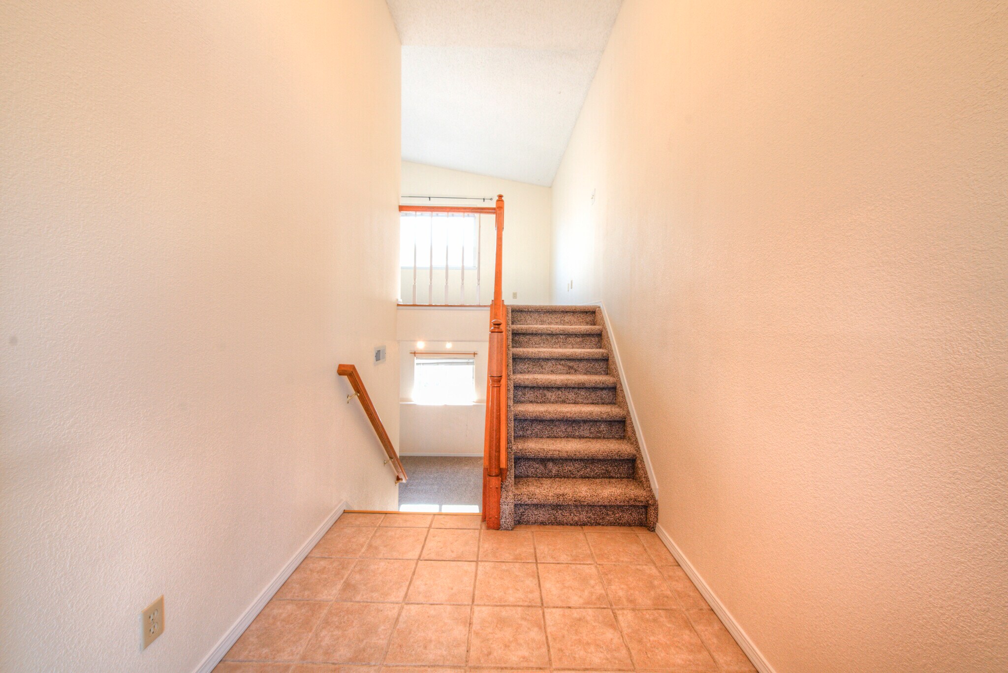 Building Photo - 2875 Richmond Dr