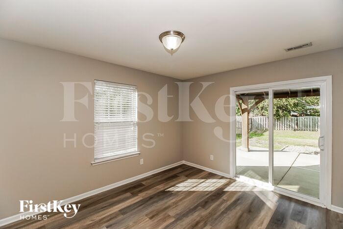 Building Photo - 11677 Striker Ln