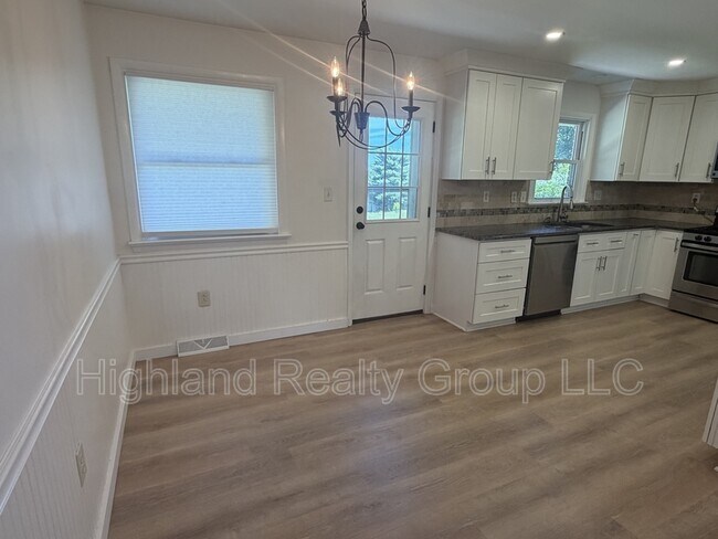 Building Photo - 1047 Letort Rd