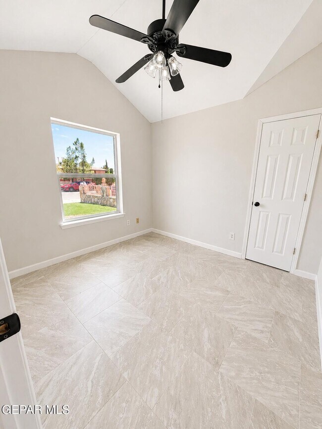 Building Photo - 11409 Chickasaw Dr