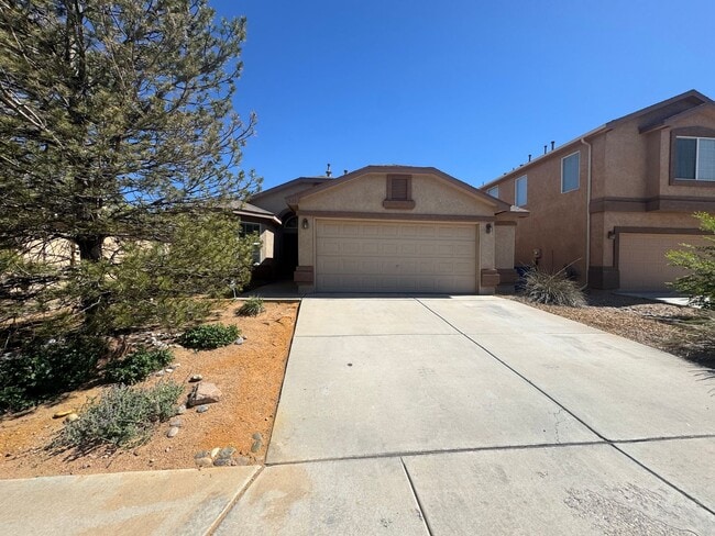 Building Photo - 3 bed 2 bath home in Huning Ranch