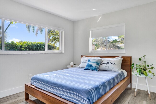 Building Photo - 1299 SW 9th St