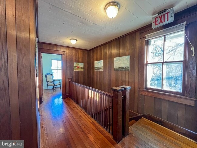 Building Photo - 314 North St