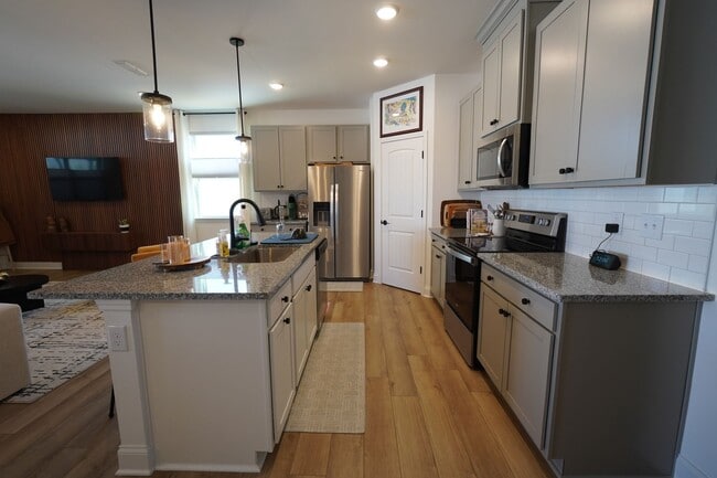 Building Photo - New build Single Family Home!