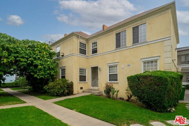 Building Photo - 6755 Yucca St