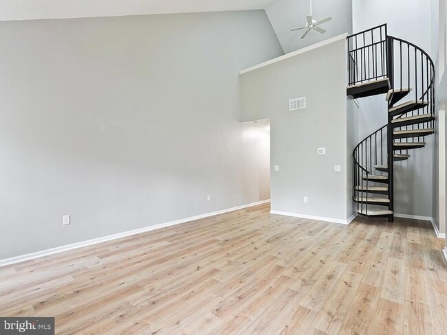 Building Photo - 705 Eagles Chase Dr