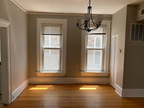 Building Photo - 3 bedroom in Chicago IL 60642