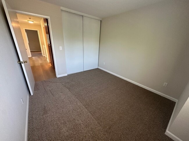 Building Photo - Beautiful 3 Bedroom, 2.5 Bath Antioch Home