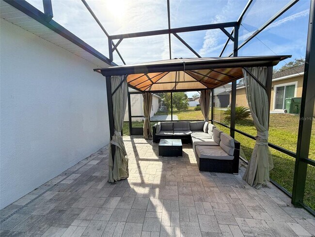 Building Photo - 2203 Anoka Way