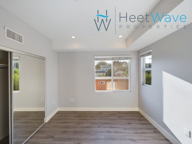 Building Photo - REZKO - E Street