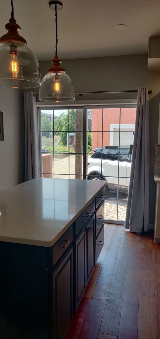 Building Photo - Chamring 2-Bedroom Locust Point Townhome w/ Deck