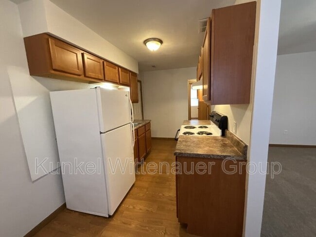 Building Photo - 1810 Jamestown Rd