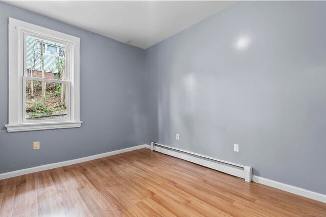 Building Photo - 22 Wyman St