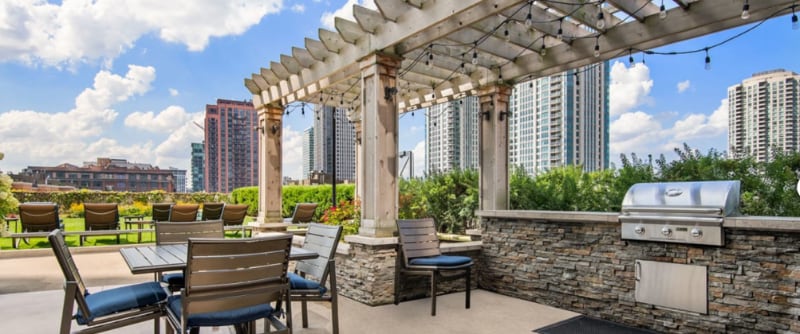 Building Photo - 305 N Canal St