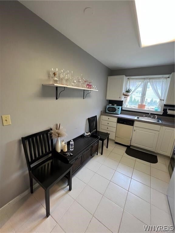 Building Photo - 801 1/2 W Ferry St